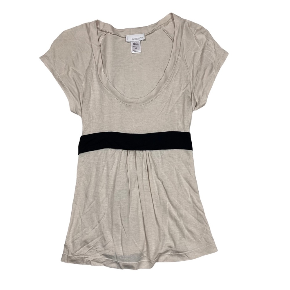 Symmetry tie back top